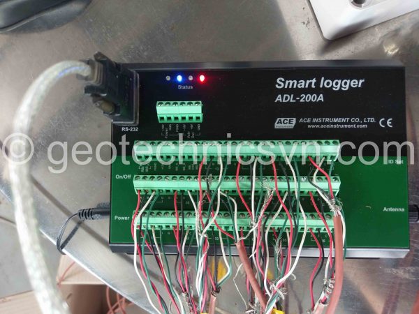 Đấu nối các thiết bị đo ứng suất cốt thép vào Smart Logger 16 kênh