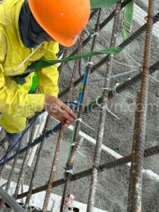 Lap-dat-thiet-bi-ung-suat-cot-thep-Rebar-Stressmeter-4911-4